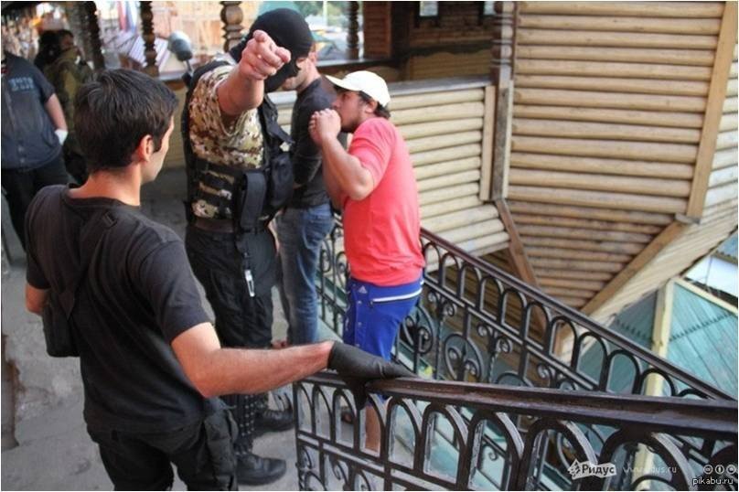 СМИ: в боевых действиях на Донбассе участвуют бандиты ЧВК..., фото-4 СМИ: в боевых действиях на Донбассе участвуют бандиты ЧВК «Е.Н.О.Т», - ФОТО, фото-4