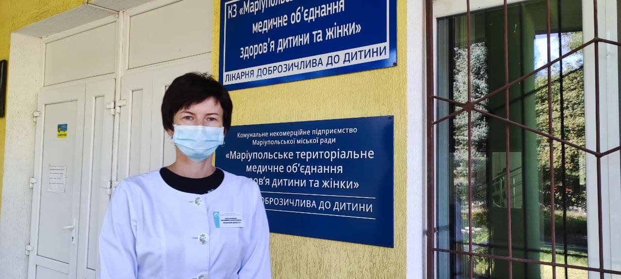 Пострадавшую от ожогов 3-летнюю мариупольчанку в тяжелом состоянии перевезли в больницу Запорожья