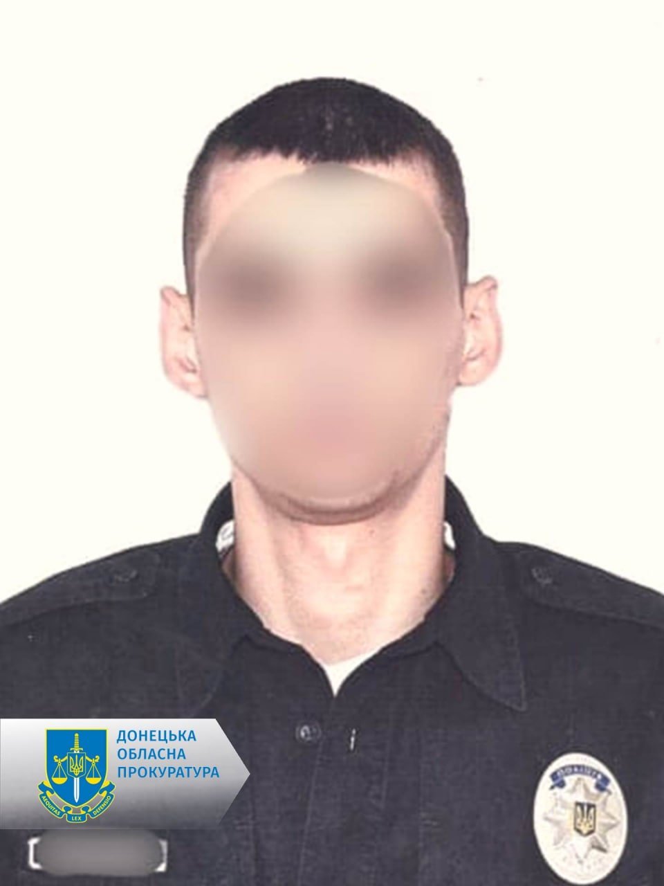 Повідомлено про підозру двом експатрульним, які охороняють адміністративні будівлі «днр» у Мангуші, - ФОТО  