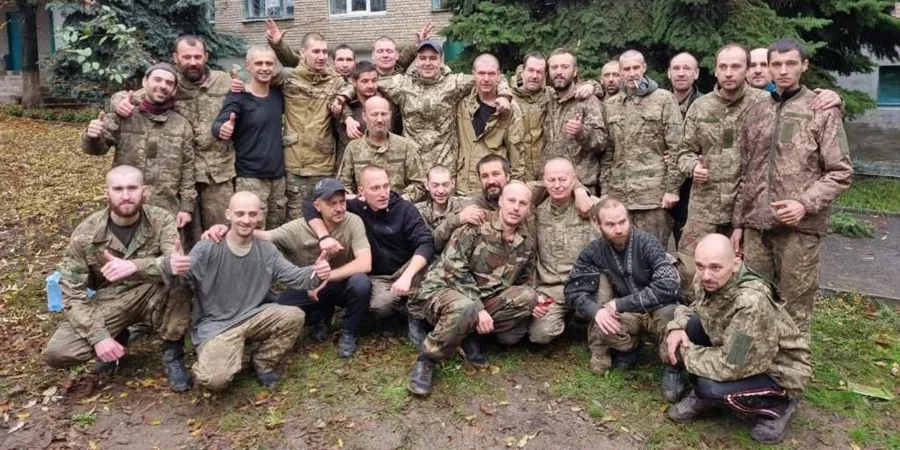 Обмін полоненими. Україна повернула 32 військовослужбовця, - ФОТО