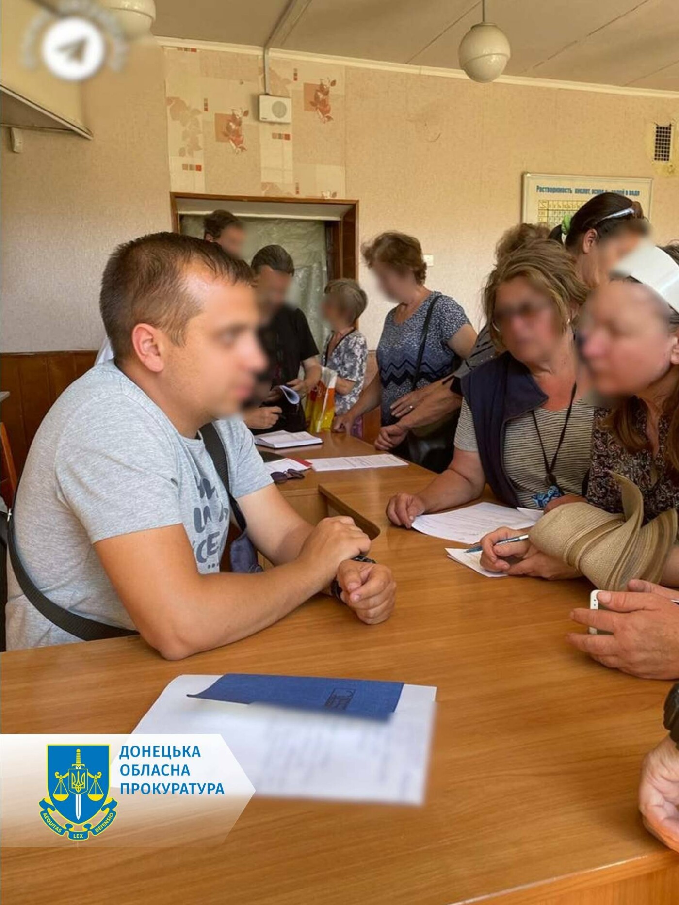 «Розвивають» зруйнований район окупованого міста. Двом колаборантам повідомлено про підозру, - ФОТО