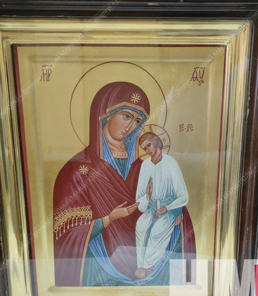 Окупанти привезли до Маріуполя ікону. Запевняють, що вона чудотворна