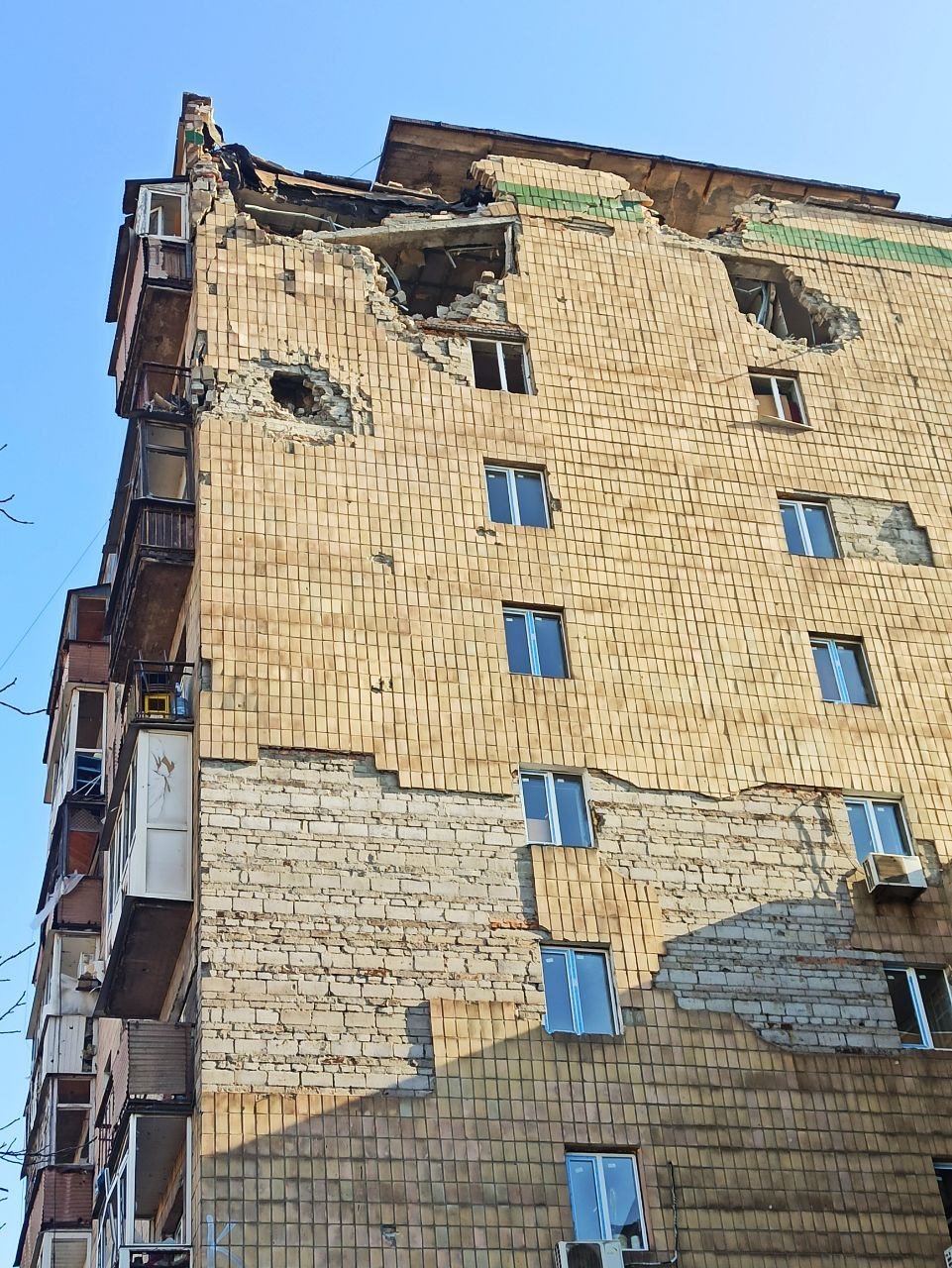 Свіжі фото з Маріуполя. Загальна картина незмінна – руїни, - ФОТОРЕПОРТАЖ