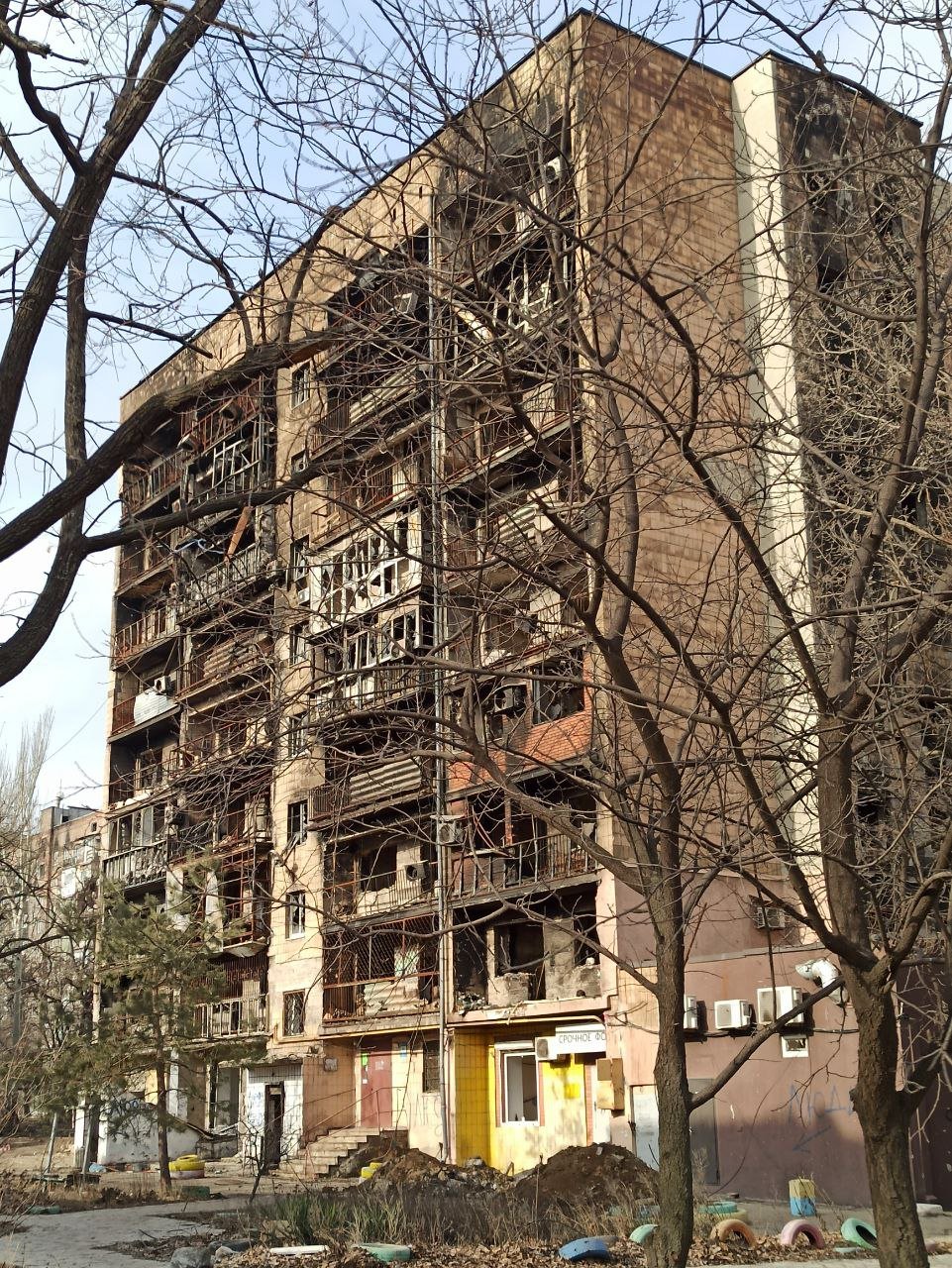 В напрямку моря більше немає Маріуполя. Свіжий ФОТОРЕПОРТАЖ