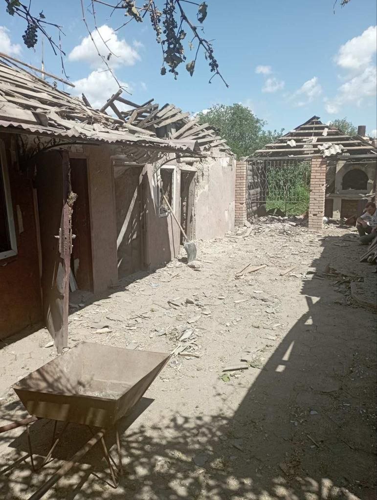 Окупанти гатили авіабомбами по Нью-Йорку та ракетами по Краматорську, - ФОТО