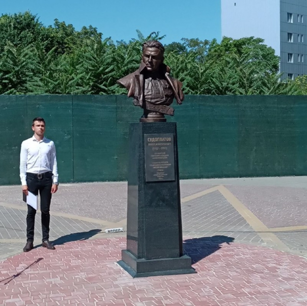 “Гидота спустошення”. 17  пам’ятних місць, які зруйнували окупанти на сході та півдні України: було - стало, фото-16 “Гидота спустошення”. 17  пам’ятних місць, які зруйнували окупанти на сході та півдні України: було - стало, фото-16