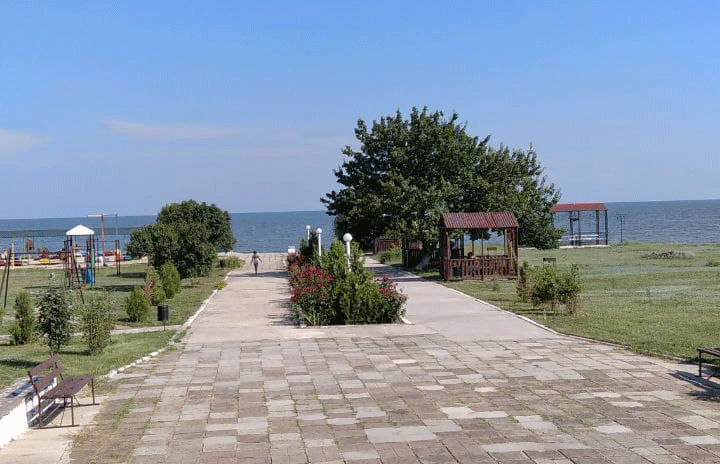 Курорт под конвоем. Как в оккупированном Седово прошел пля..., фото-5 Курорт под конвоем. Как в оккупированном Седово прошел пляжный сезон, - ФОТО, фото-5