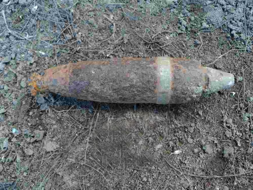 В Мариуполе нашли снаряд (фото) - фото 1