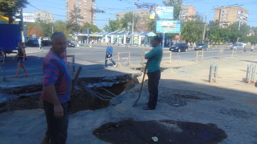 В Мариуполе движение на проспекте Ленина сегодня будет восстановлено (ФОТО) (фото) - фото 1