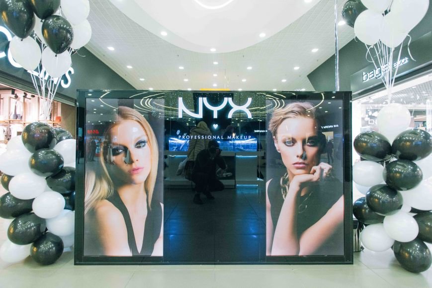NYX (1)