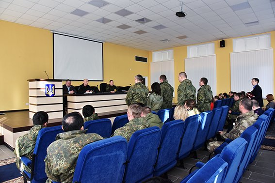 Спецназ полиции в Донецкой области возглавил полковник полиции Александр Коломиец (ФОТО) (фото) - фото 1 Спецназ полиции в Донецкой области возглавил полковник полиции Александр Коломиец (ФОТО) (фото) - фото 1