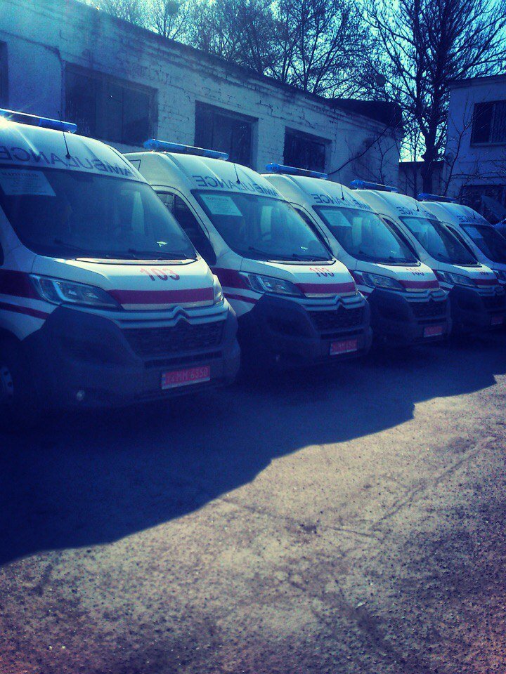 В Мариуполь прибыли  15 машин «Ситроен» для скорой помощи (ФОТО) (фото) - фото 1